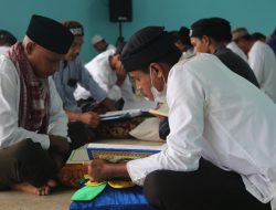 Warga Desa Hualoy-Tomalehu Khatam Quran 36 Kali dalam Semalam