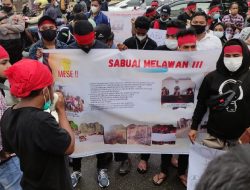 Kejati Didemo Masyarakat Adat Sabuai Tuntut Keadilan