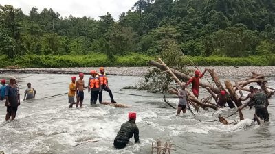 Tim SAR Hentikan Pencarian Warga Makariki Terseret Arus Sungai Ruatah