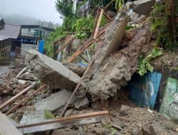 Hujan Deras, Talud Penahan Longsor di Kayu Putih Ambruk