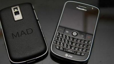 PONSEL BLACKBERRY