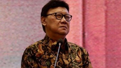 Menteri Tjahjo: Mulai 2023 Tenaga Honorer Dihapus