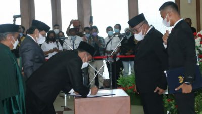 Dilantik Gubernur, Sadli Dari Plh Menjadi Penjabat Sekda Maluku
