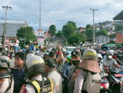 Aksi 9 Jam Warga Batu Merah Berakhir Setelah Kapolda Maluku Perintahkan Buka Blokade Jalan