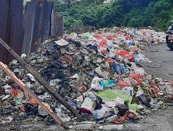 Sampah TPS Arbes Selalu Menumpuk, Warga Kecam DLHP & Anggota DPRD Ambon