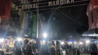 Terminal Mardika ‘Alih’ Fungsi Jadi Pasar