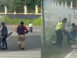 2 Polisi di Ambon Padamkan Gerobak Pedagang Cilok yang Terbakar, Videonya Viral