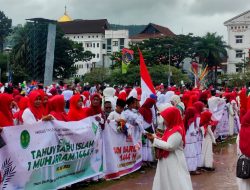 Rayakan Tahun Baru Islam, Ribuan Warga Ambon Pawai Keliling Kota