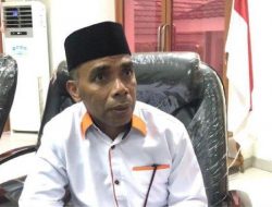 Ketua Komisi I DPRD Maluku Tolak Pegawai Honorer Dihapus