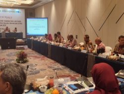 Bupati MBD Hadiri RUPS Luar Biasa PT Bank Maluku-Malut