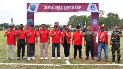 37 Tim Berlaga di Turnamen Sepakbola Bupati MBD Cup I