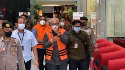 Jalani Hukuman 8 Tahun, Bekas Bupati Bursel Dijebloskan ke Lapas Ambon