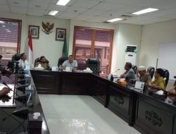 Ruko Disegel PT BPT, Ratusan Pedagang Mengadu ke DPRD Maluku