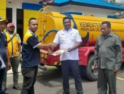 Bula Kekeringan, Dinas PUPR SBT Pasok Air Bersih