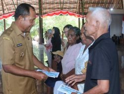 Pj Bupati Malteng Penuhi Janji Santuni Dhuafa