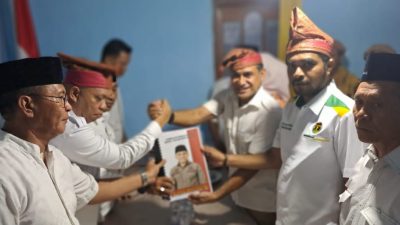 Maju Pilkada Buru, Azis Hentihu Daftar di 5 Parpol