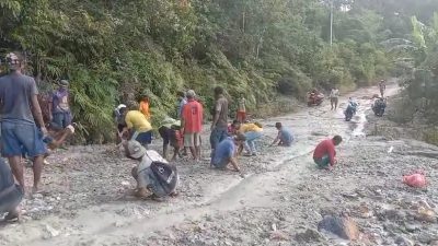 JALAN RUSAK