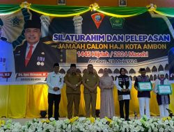 Pemkot Ambon Lepas 322 Jamaah Calon Haji ke Tanah Suci