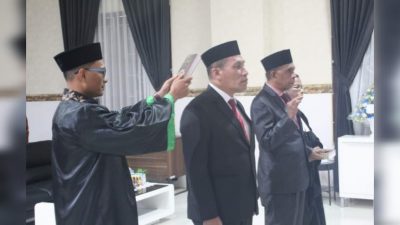 Pj Bupati Malra Lantik Dua Kepala Dinas