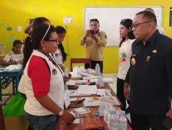 Pj Bupati Malra Tinjau Lokasi TPS Pilkada Serentak