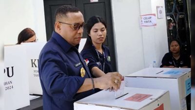 Pj Bupati Malra Gunakan Hak Pilih Pilkada 2024