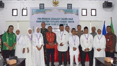 Wabup MBD Lepas Jemaah Calon Haji ke Tanah Suci