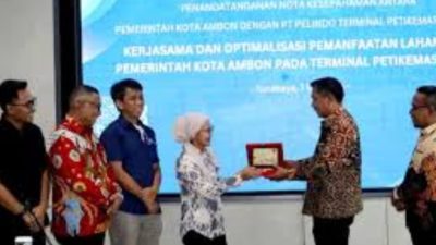 Pemkot Ambon-PT Pelindo Teken MoU, Ini Kata Bodewin