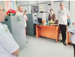 Sidak di Balai Kota Ambon, Wawali Ingatkan Disiplin ASN