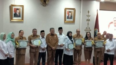 Baznas Beri Penghargaan Kepada Dinkes Ambon