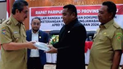 Gubernur Serahkan LKPJ 2024 ke DPRD Maluku