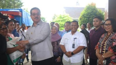 Pemprov Maluku-Bulog Salurkan Beras untuk 119.990 Kepala Keluarga