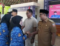 Serahkan SK ke 1.400 PPPK, Ini Arahan Bupati Malteng