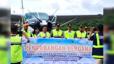 PENERBANGAN PERINTIS