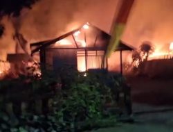Pemkot Ambon Salurkan Bantuan bagi Korban Kebakaran di Taniwel
