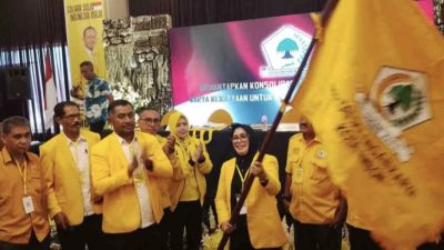 Pimpin Golkar