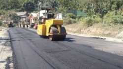 Jaksa dan Tim Ahli Periksa Fisik Preservasi Jalan Rp16,46 Miliar di Pulau Buru